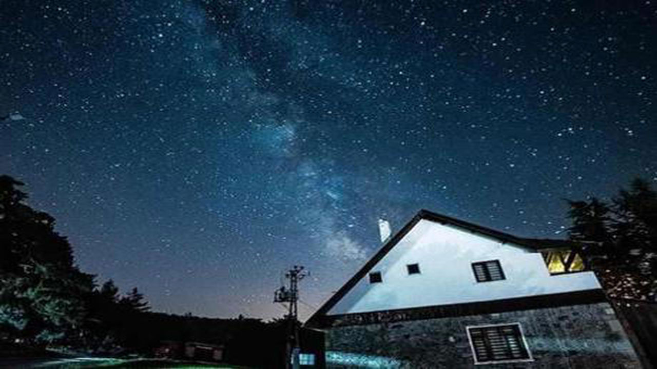 Evren için geri sayım mı başladı? Bilimi ikiye bölen “büyük çöküş” senaryosu