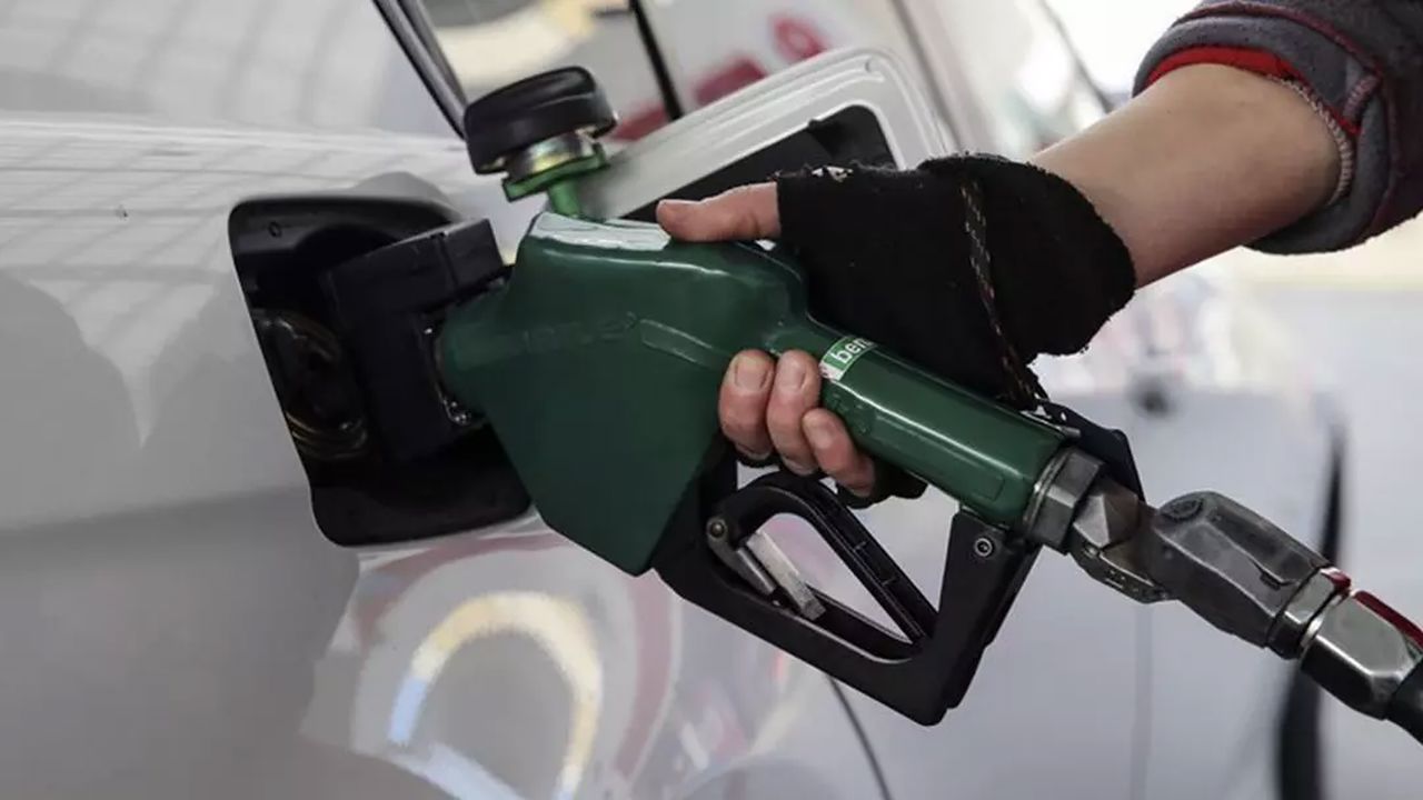 Akaryakıta yılbaşı zammı kapıda: Tabelalar değişiyor